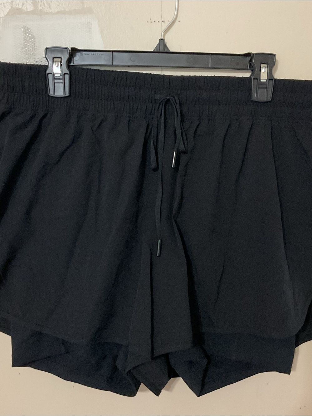 Yogalicious Black Double-Layer Athletic Shorts Size XL NWT - Picture 2 of 5